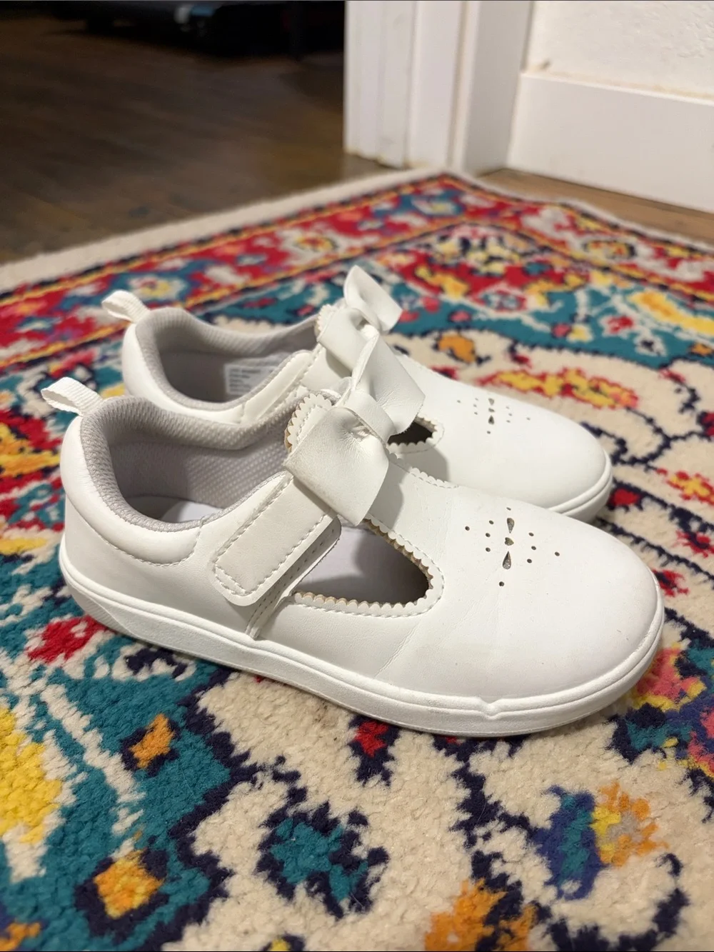 Kids Munchkin by Striderite White Bow Mary Jane Sneakers